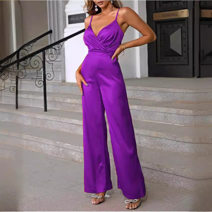 Dame elegant jumpsuit med smalle stropper og en flydende pasform Stilla