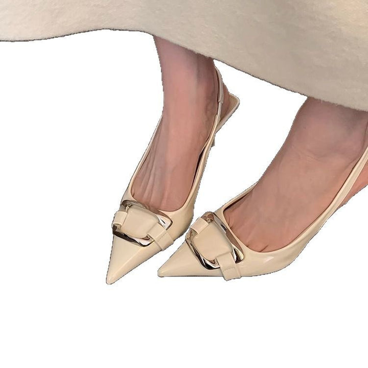 Dame spids Slingback-hæle med elegant spænde-detalje Stilla
