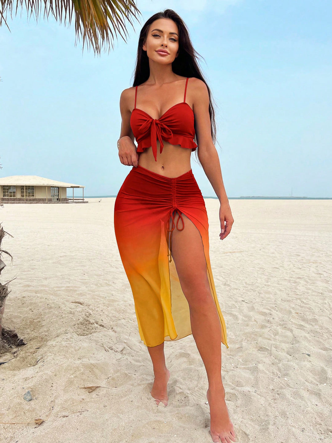 Dame bikini sæt med moderigtig indpakning top og transparent strandkjole Stilla