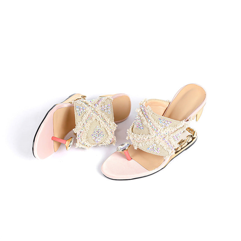 Femme Riesenstein-besatte elegante Slide Sandaler  Stilla