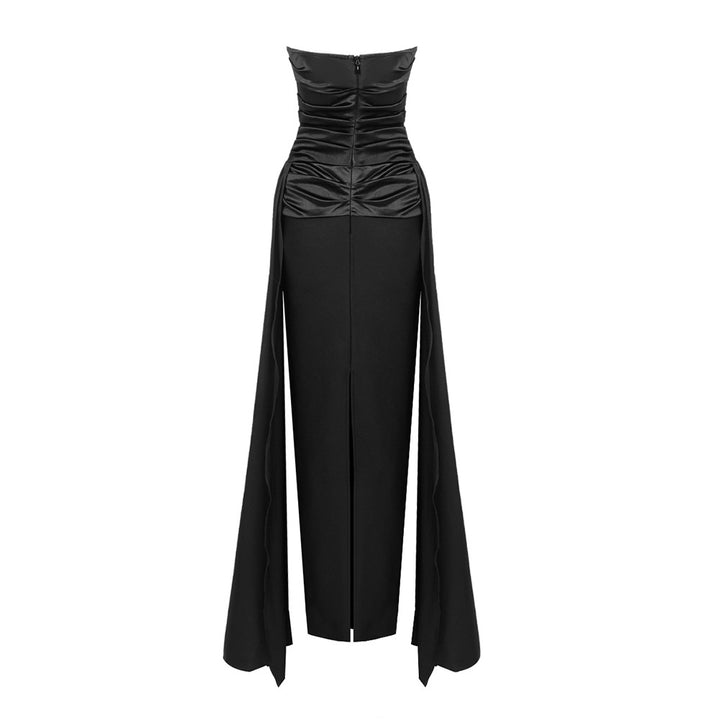 Dame Elegant Cocktailkjole med raffineret draperingseffekt og flydende stoffbaner Stilla