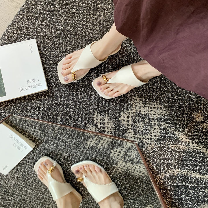 Dame Chic Cross-Over Tåseparator med dekorativ accent Stilla