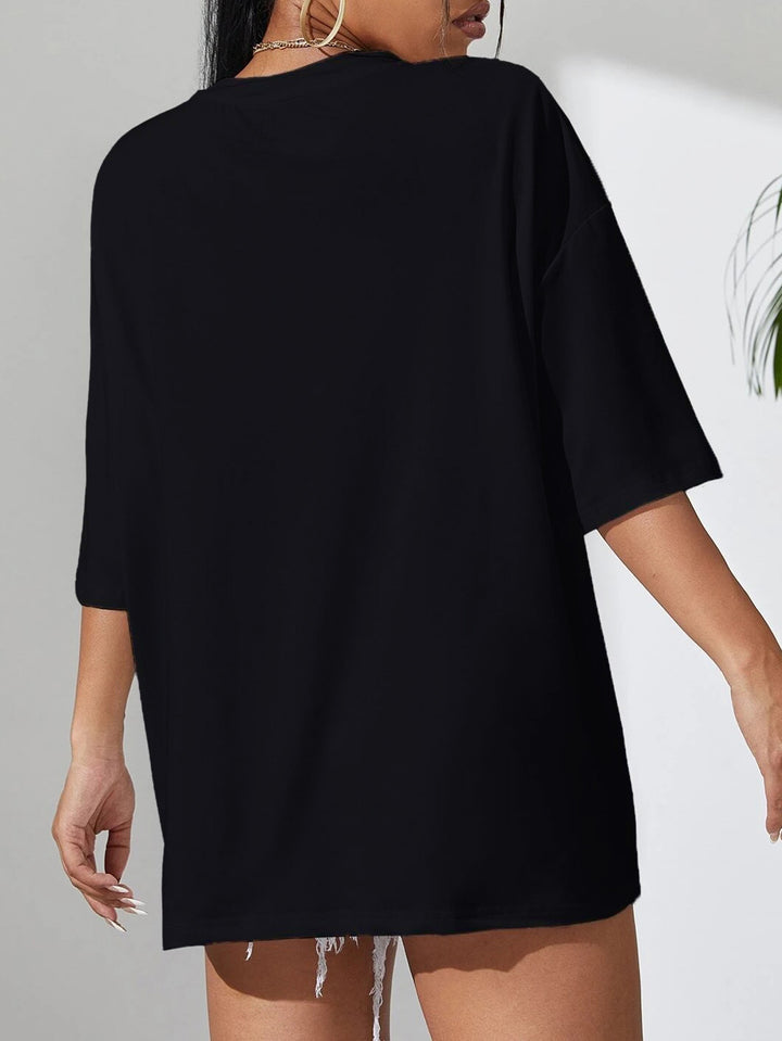 Dame afslappet T-shirt med kreativ håndmotiv og oversized snit Stilla