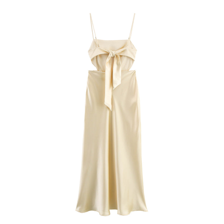 Femme Elegantes Satin Slip-Kjole med justerbare stropper Stilla