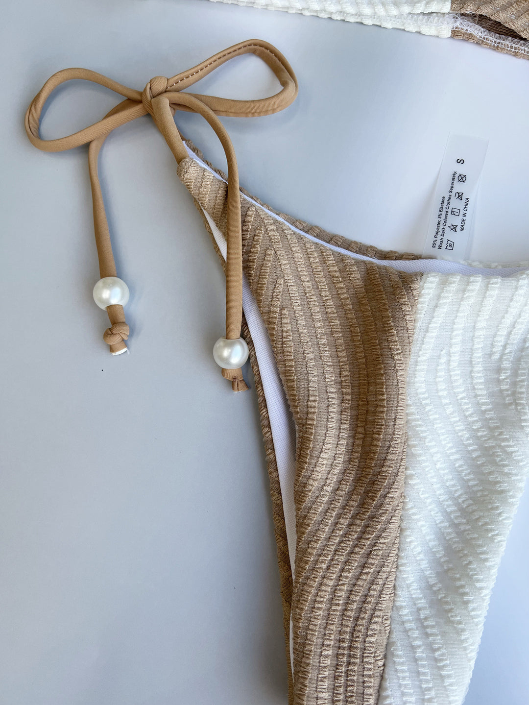 Dame Cut-Out Bikini med perle accenter Skovae