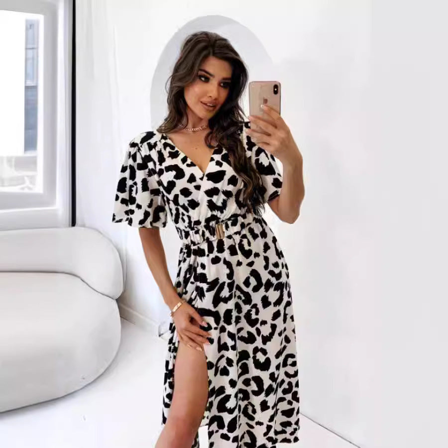 Femme Chic Leopardmønster Wrap-kjole med høj slids og udstillede ærmer Stilla
