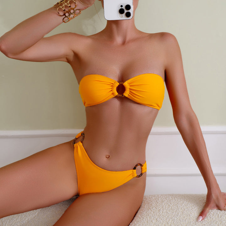 Dame bandeau-bikini med raffineret knude-detalje og højt skåret underdel Skovae