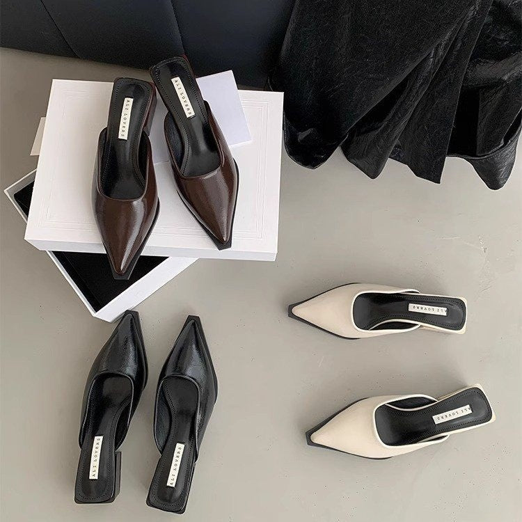Dame spidse tå hæl mules med elegant design Stilla