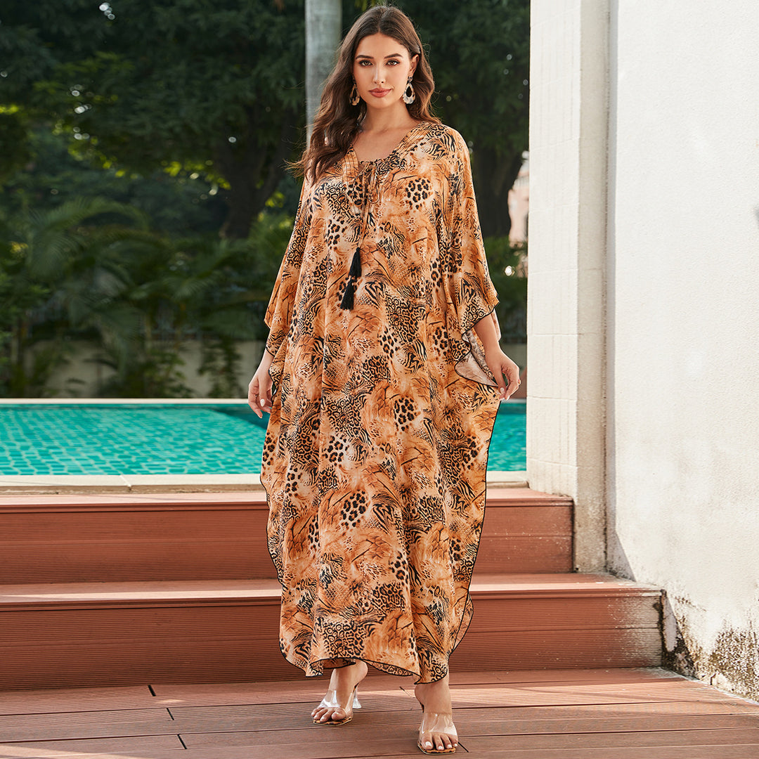 Dame Strandkaftan med florale detaljer og elegante ærmer Stilla