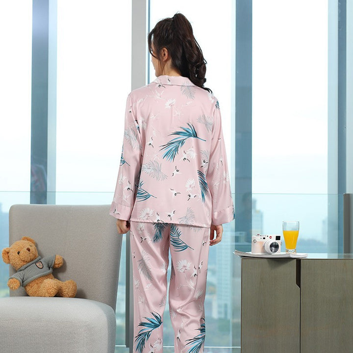 Dame elegant satin pyjamasæt med blomsterdesign og komfortabel pasform Stilla