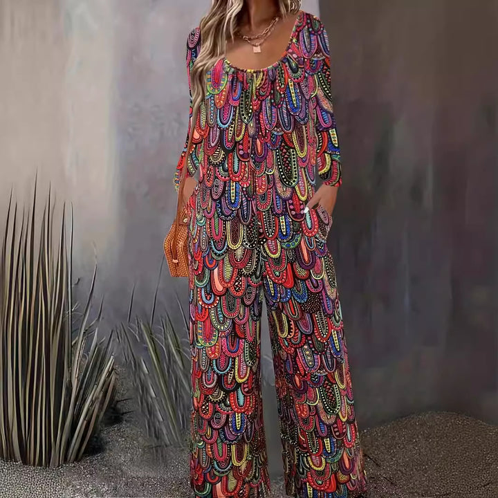 Dame Bredskåret Jumpsuit med farverigt Ethnomønster og sidelommer Stilla