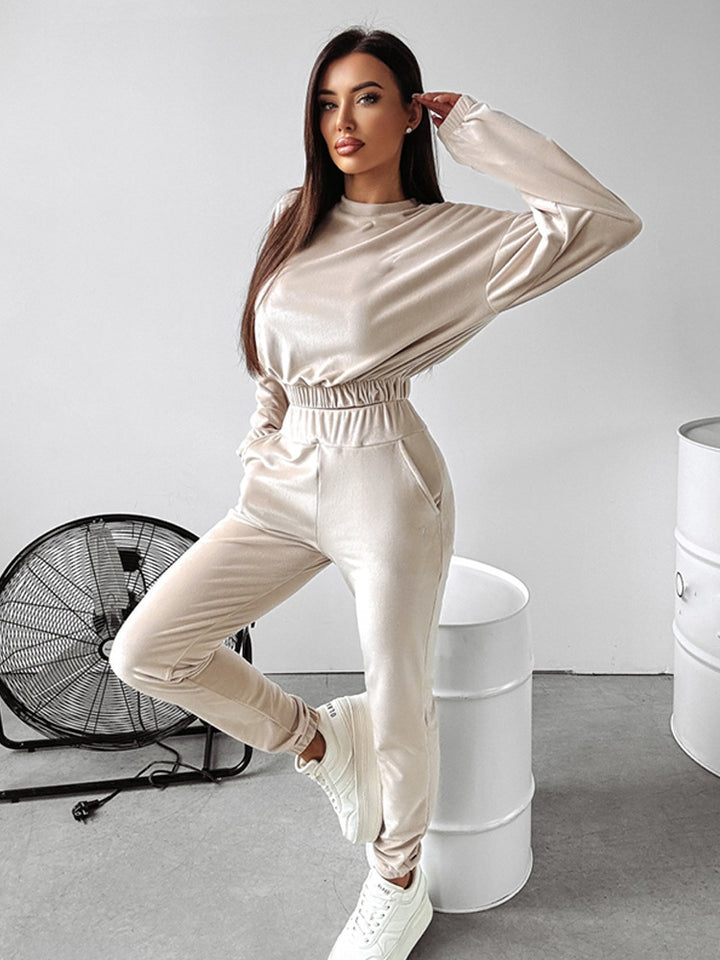 Dame mode Cropped-sweat-sæt med elastisk talje og afslappede bukser Stilla