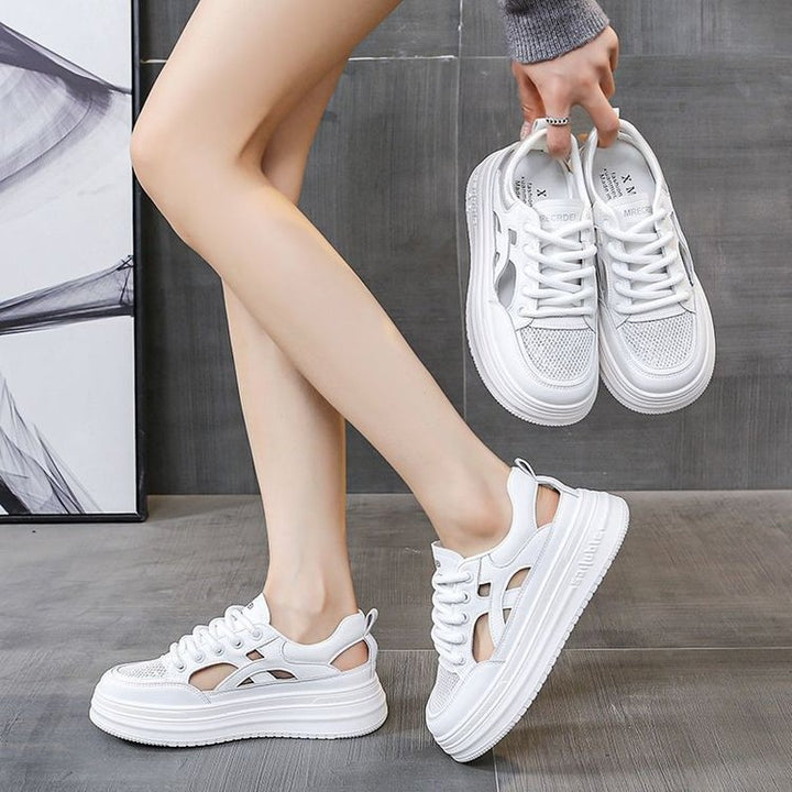 Dame Plateau-Sneakers med åndbart mesh-overmateriale og modedesign Stilla