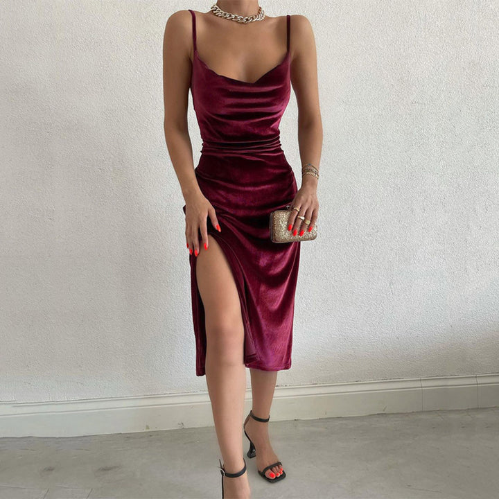 Dame Elegant Satin-Midikjole med Drapering og Slids