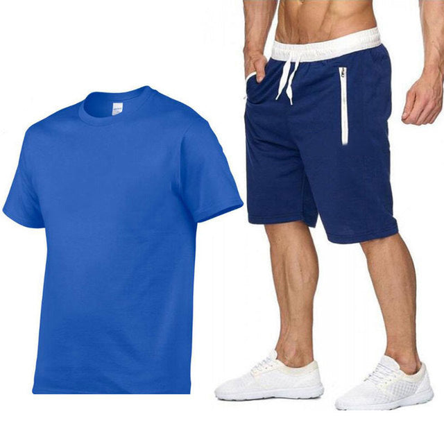 Herre sporty T-shirt og behagelige shorts i en afslappet stil Stilla