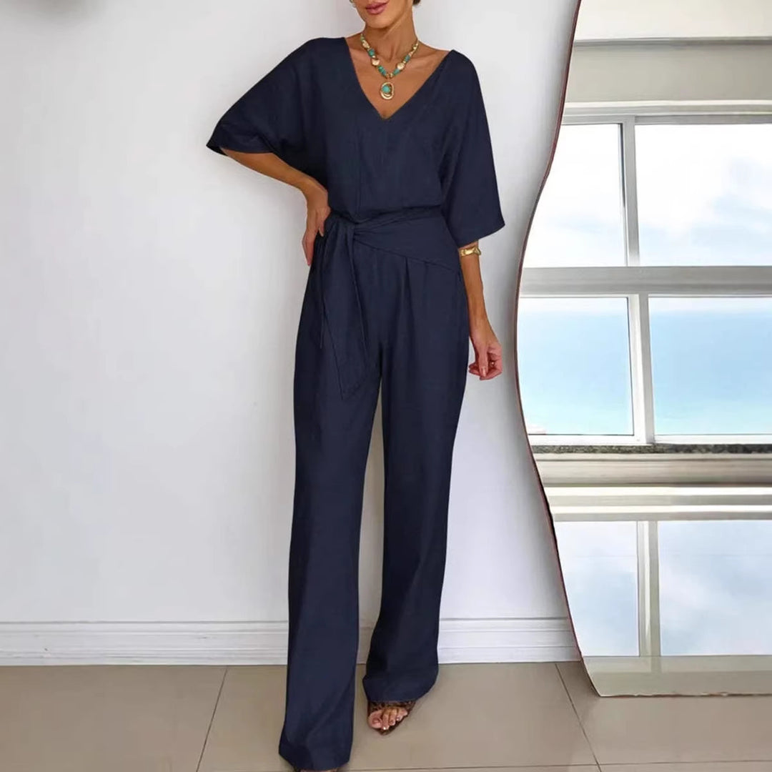 Kvinder Elegant Jumpsuit med Skræddersyet Snit og Dækningsbælte Skovae