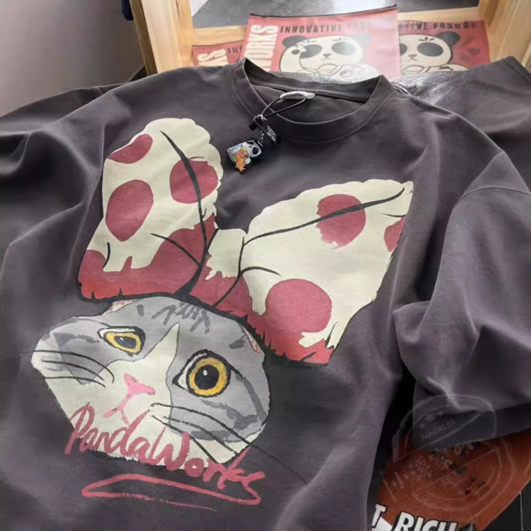 Dame T-shirt med legende kattemotiv og vidunderligt sløjfedesign Stilla