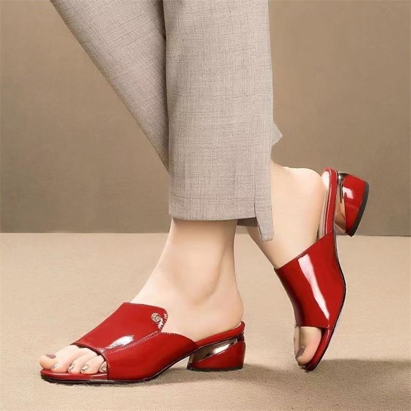 Dame elegante Slingback-pantoletten med skinnende remdesign og komfortabel blokhæl Stilla