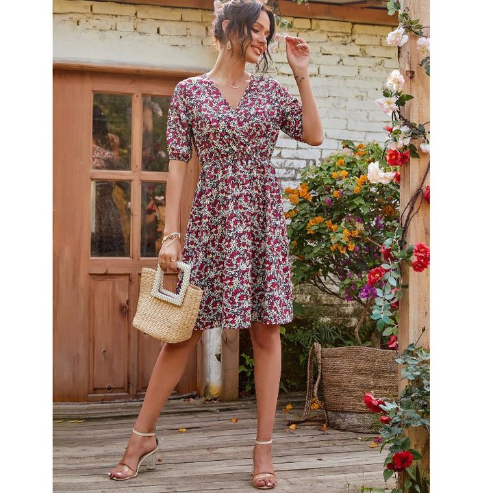 Femme Kortærmet Floral Slyngekjole Stilla