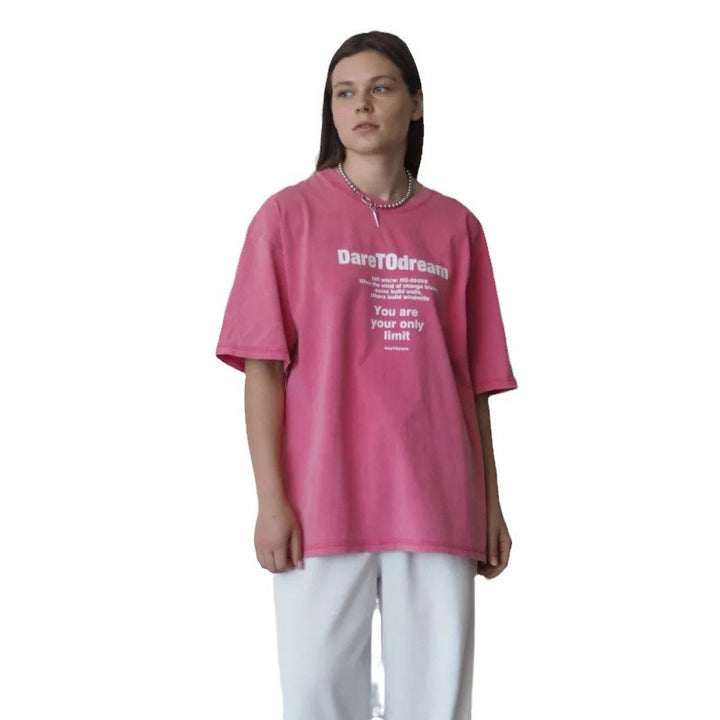 Dame T-shirt med inspirerende citatdesign Stilla