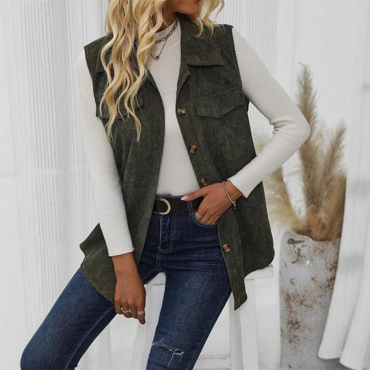 Stilla | Blød cord Casual fit knaplukning og brystlommer