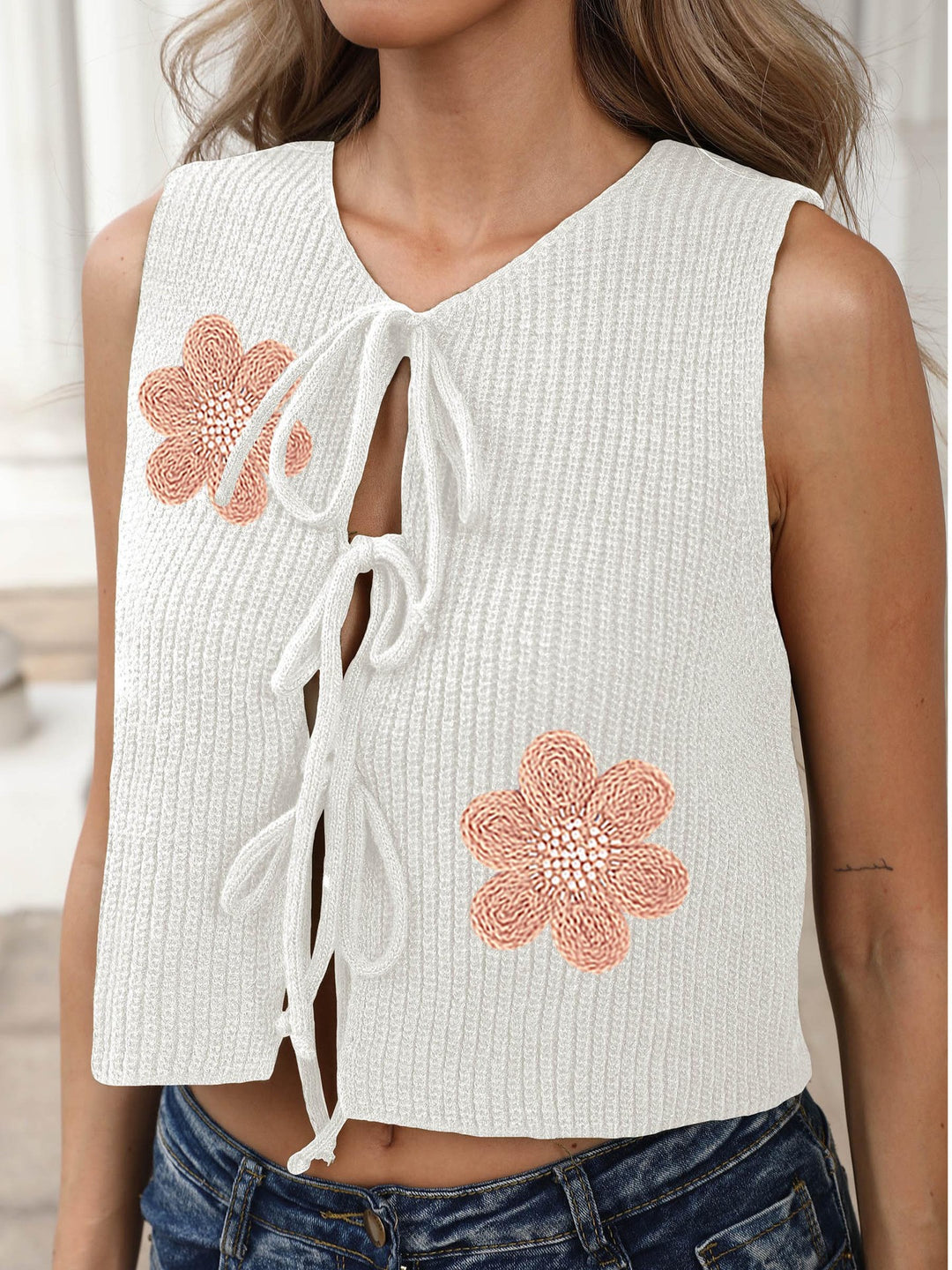 Dame cropped striktop med blomstermotiv og bånd Skovae