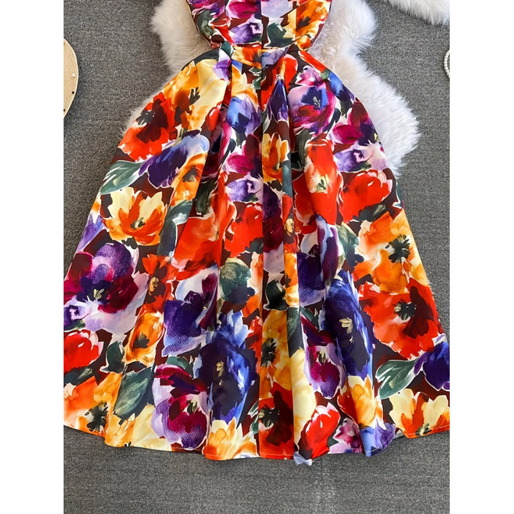 Dame Maxi-kjole med blomsterdesign og elegant snit Skovae