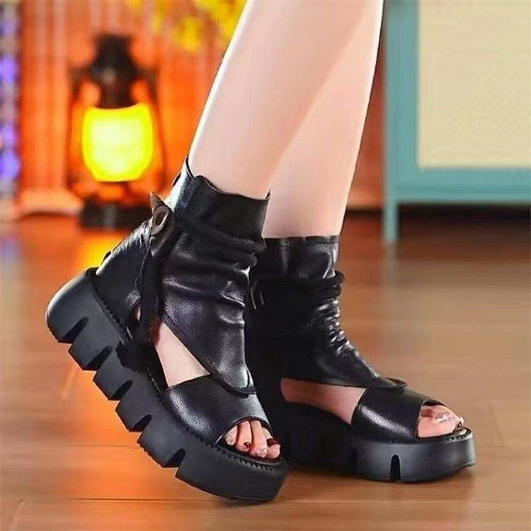 Dame trendy åbne sandaler med asymmetrisk design og skridsikker sål Stilla