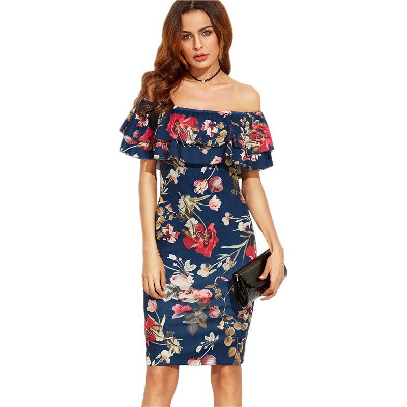 Kvindernes off-shoulder blomsterkjole med voluminøse flæsedetaljer og figursyet snit Stilla