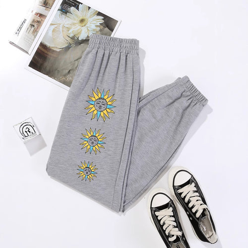 Kvinders komfortable sweatpants med trendy solmotiv Stilla