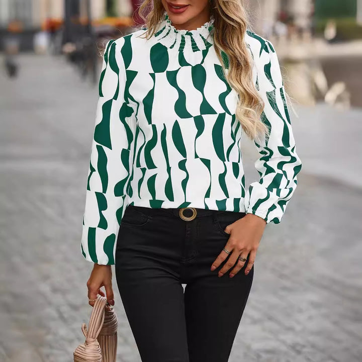 Damebluse med modebølgedesign Stilla