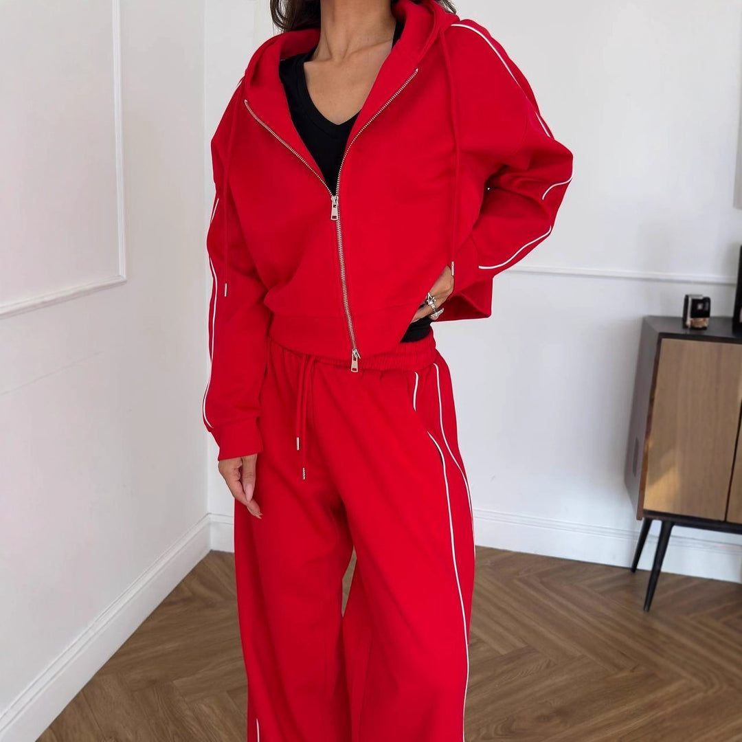 Kvinders afslappede træningsdragt med cropped hoodie og løse joggere Skovae
