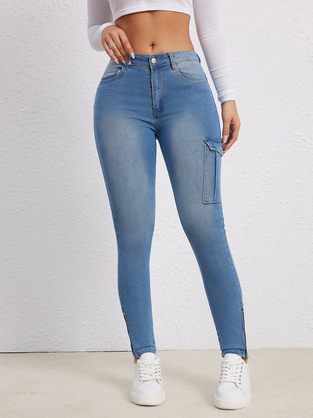 Dame High-Waist Jeans med sidelommer og lynlåsdetaljer Stilla