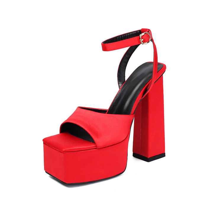 Femme Chunky Heel Platform Sandaler med justerbar ankelrem Stilla