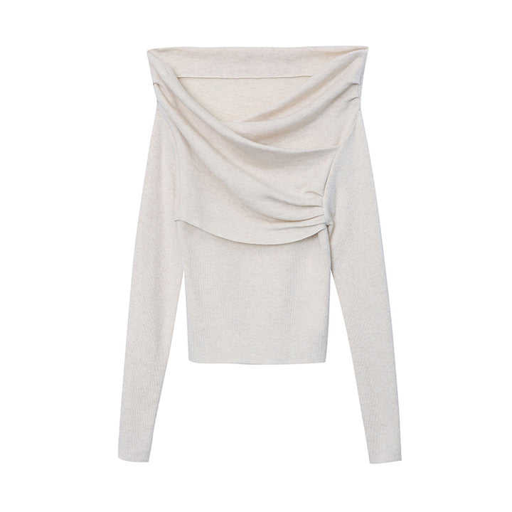 Kvindernes elegante top med asymmetrisk krave og flæsedetaljer Stilla