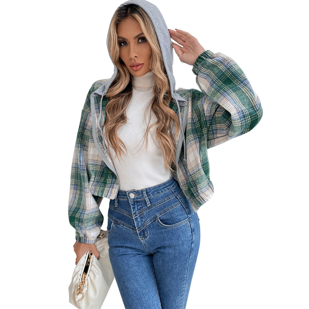Kvinders cropped flannel jakke med hætte og moderne ternet mønster Stilla