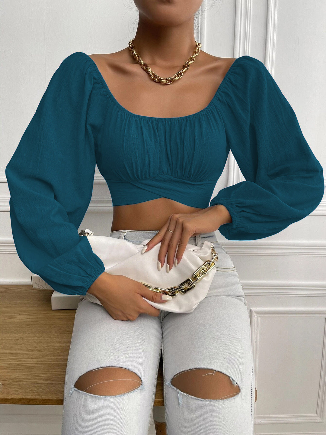 Dame Crop-Top med balletærmer og rynket design Skovae