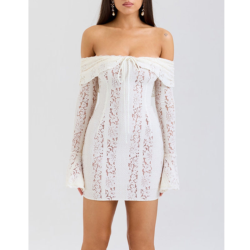Dame spids elegant minikjole med off-shoulder design og lange ærmer Stilla