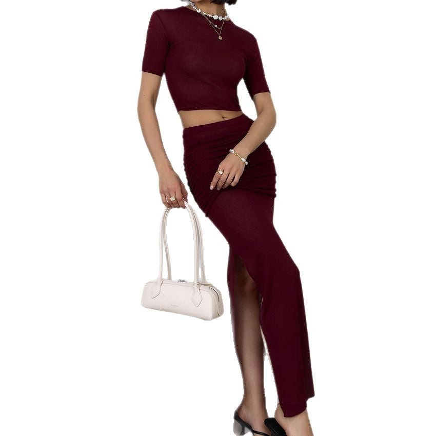 Dame sæt bestående af cropped top og høj split nederdel med flæsedetaljer Stilla