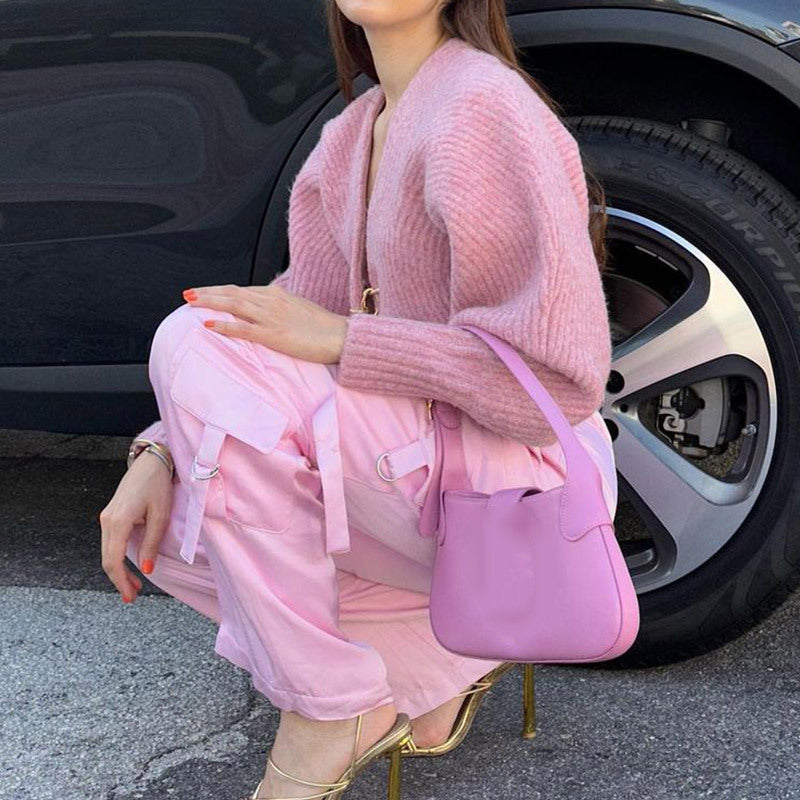 Dame Stribet Strikpullover med Volumenærmer og dekorative Knapdetaljer Stilla