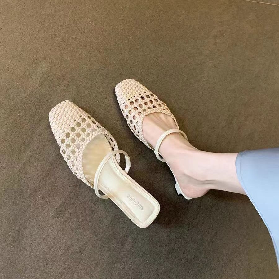 Dame Woven Square Toe Slide Mules med elegant rem-detalje Stilla