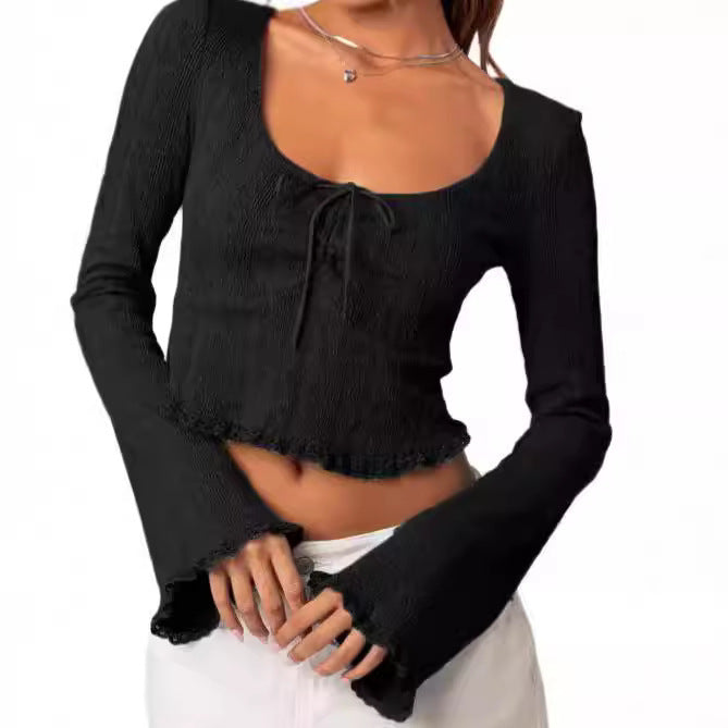Dame Cropped Top med snørelook og blondeudsmykninger Skovae