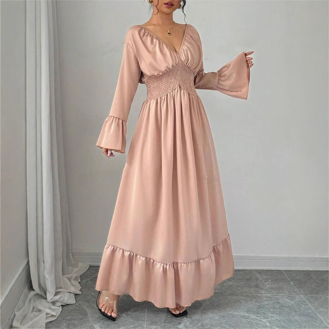 Dame Maxikjole med glitrende V-udskæring og elegante flæseærmer Stilla