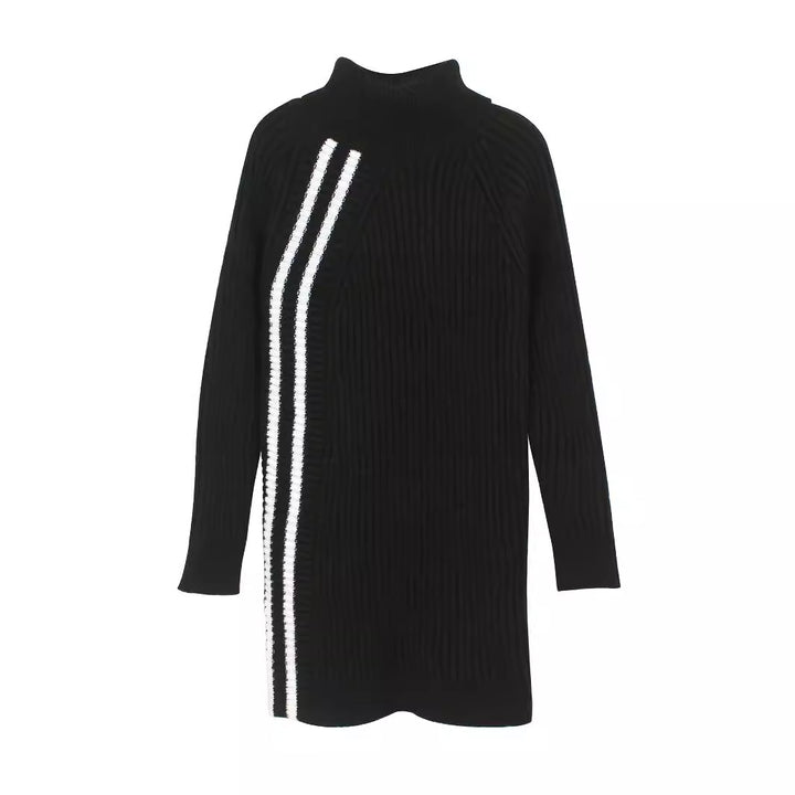 Dame elegant strikkjole med høj krave og struktureret design Stilla