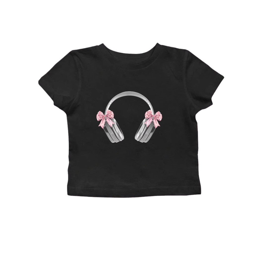 Dame Crop-T-Shirt med kunstnerisk statementtryk Skovae