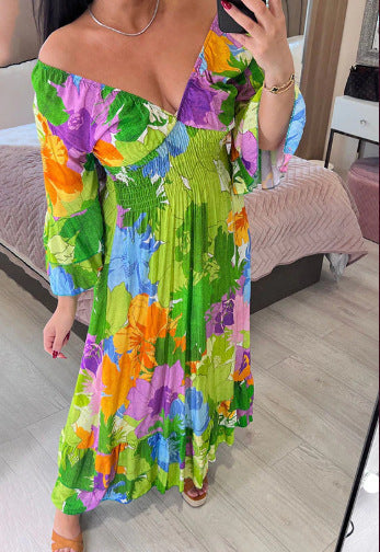 Stilla | Plus Size Fe V hals Blomsterkjole
