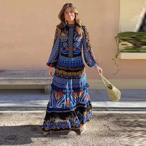 Femme bohemsk inspireret maxikjole med floral broderi Stilla
