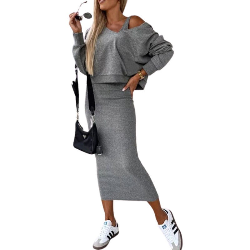 Dame afslappet sæt lavet af let bomuldsstof med oversized sweatshirt og figurskabende nederdel Stilla
