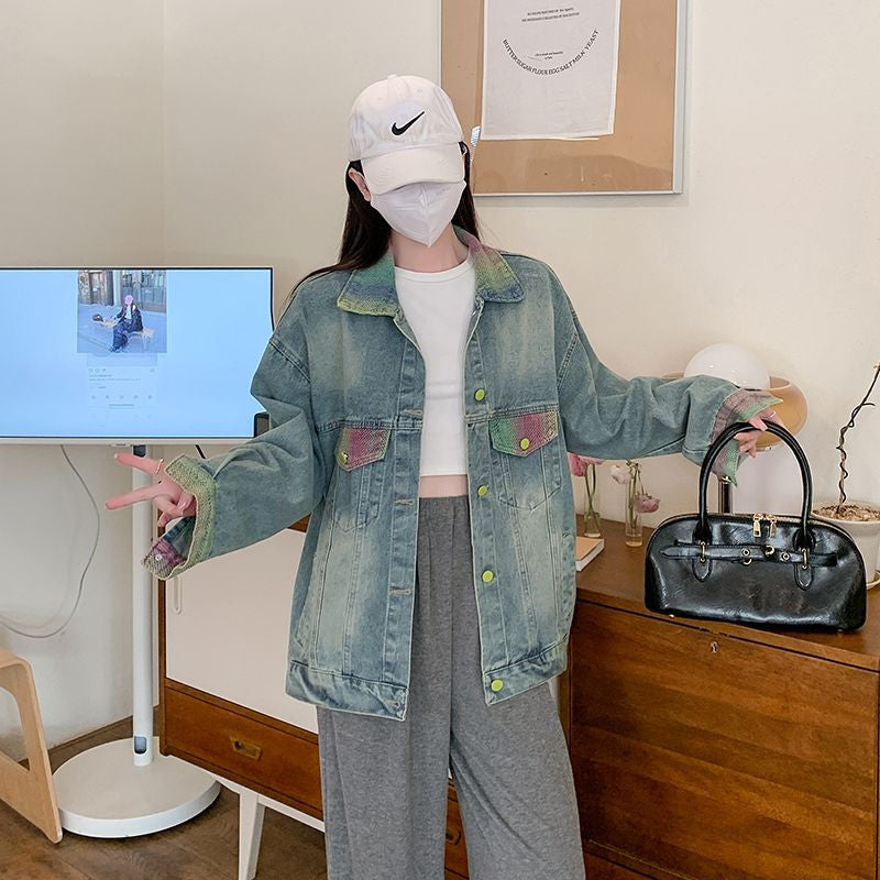 Kvinders Oversized Denimjakke med Farverige Accenter Stilla