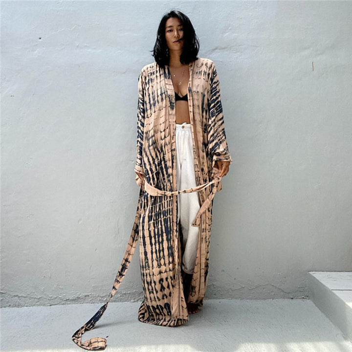 Dame elegant kaftan med legende batikmønster Stilla
